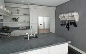 Betonlook wand voor keuken of woonkamer